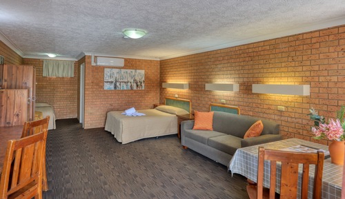 Standard Room, 1 Queen Bed