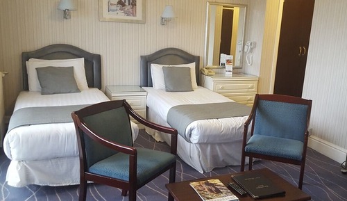 Twin Room, Ensuite