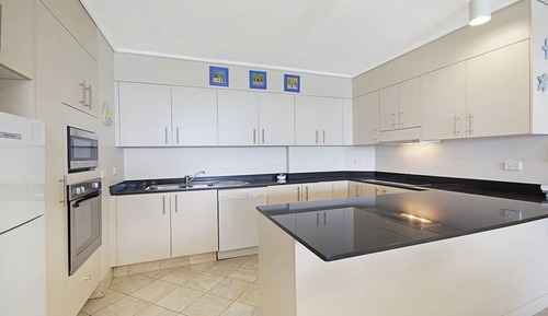 1 Bedroom Partial Ocean View