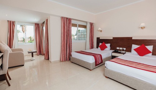 Standard Double Room, Partial Sea View
