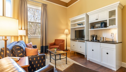 King Suite with Sitting Area