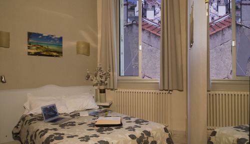 Economy Double Room (shower)
