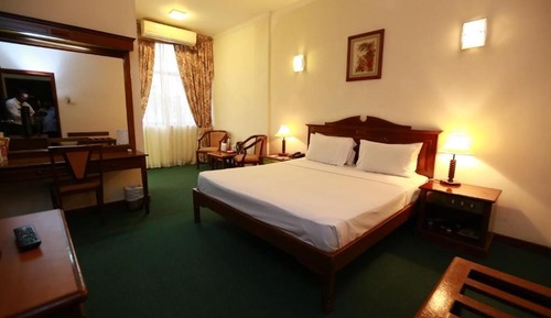 Deluxe Triple Room