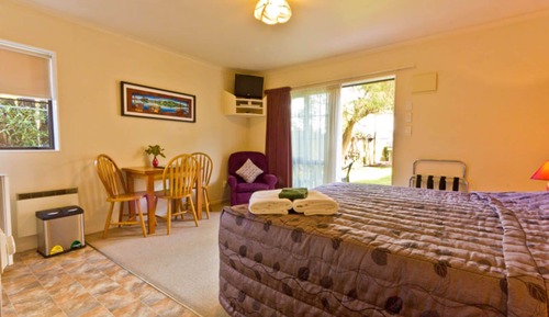 Studio, Jetted Tub (Room 802 or 804)