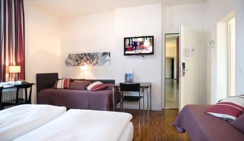 Standard Quadruple Room