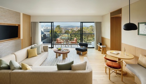 Deluxe Suite, Garden View