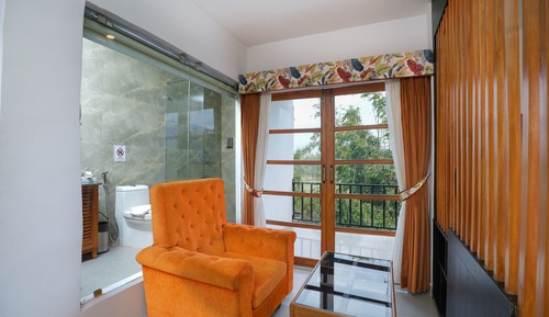 Suite with Balcony