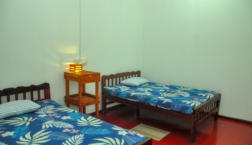 Triple Room, Multiple Beds