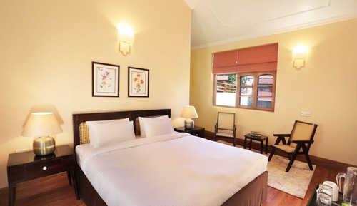 Luxury Cottage, 4 Bedrooms, Mountain View, Garden Area