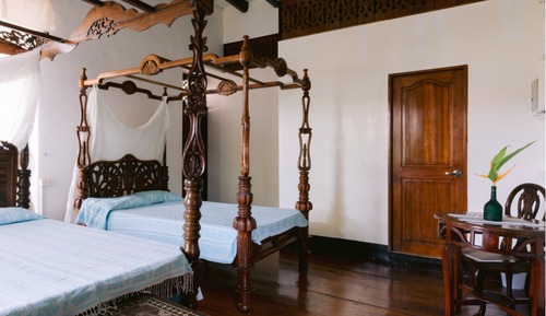 Grand Triple Room