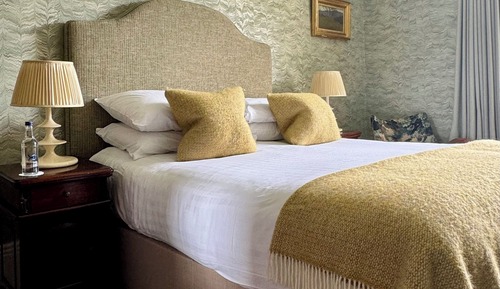 Loch View Standard Room