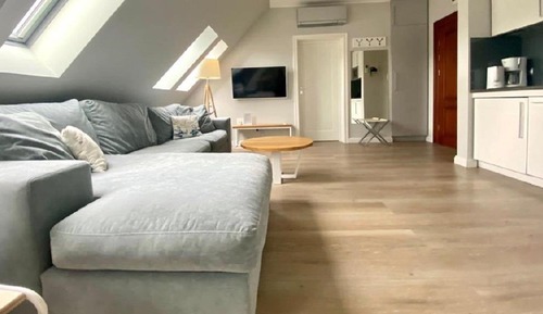 Apartment (17)