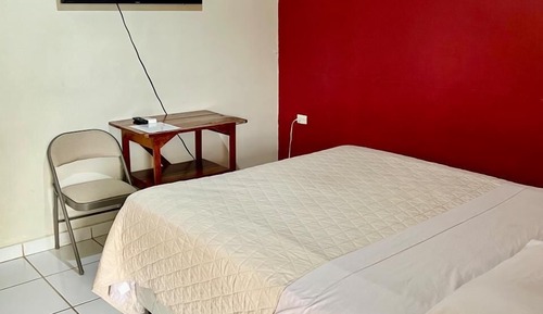 Standard Room, 1 Queen Bed