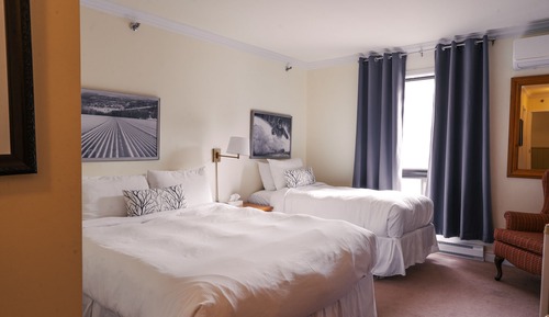 Room 217 Mountain View Ski in/out