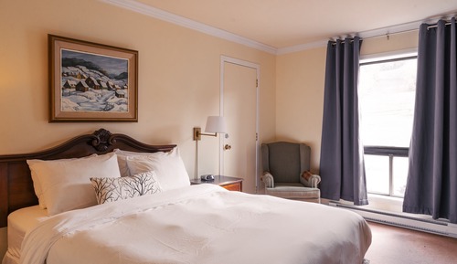 Room 216 Mountain View Ski in/out