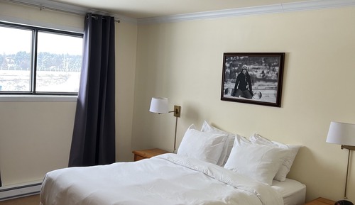Room 223 Ski in/out