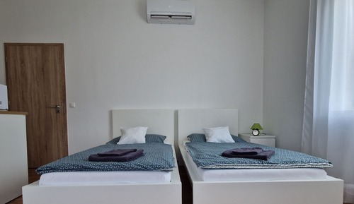 Classic Studio, 2 Twin Beds