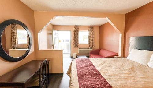 Suite, 2 Queen Beds, Non Smoking
