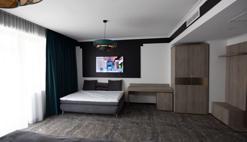 Deluxe Room, 1 King Bed with Sofa bed