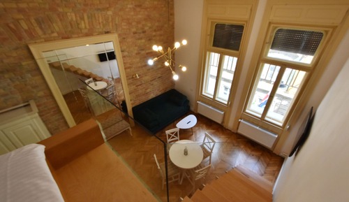 Deluxe Suite, 1 Queen Bed with Sofa bed, City View