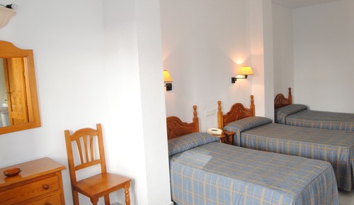 Triple Room