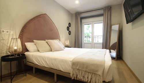 Double Room, Shared Bathroom