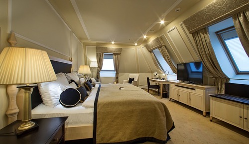 Wilson Junior Suite 