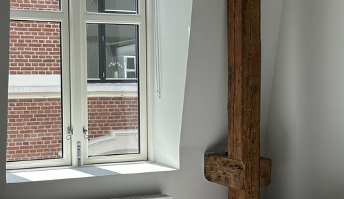 Single Room, Annex Building