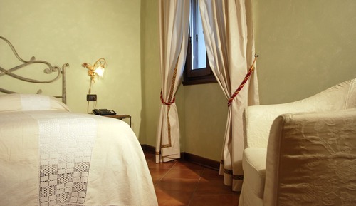 Double Room, 1 Double Bed