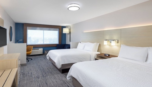 Suite, 1 Queen Bed, Accessible, Non Smoking (Communications)