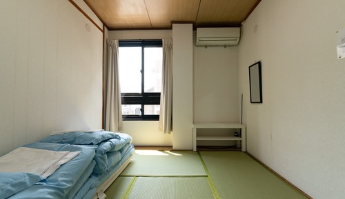 Economy Twin Room, Non Smoking
