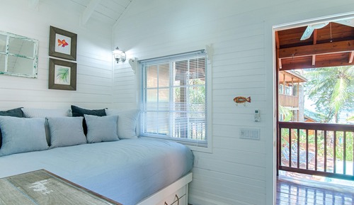 Premium Studio, 1 King Bed with Sofa bed, Kitchen, Pool View