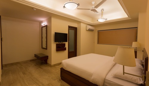 Executive Suite 1 BR