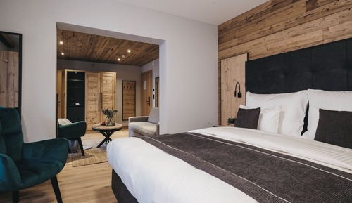 Suite, 2 Bedrooms (II)