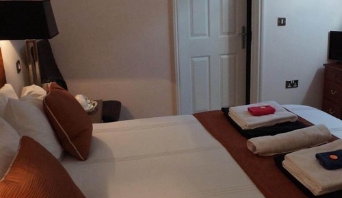 Standard Double Room, Ensuite