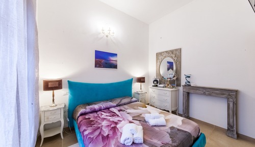 Double Room (S’ARCHITTU)