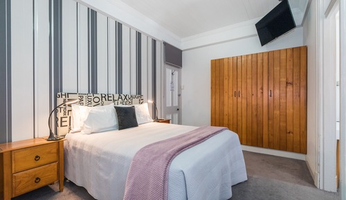 Woodford Room