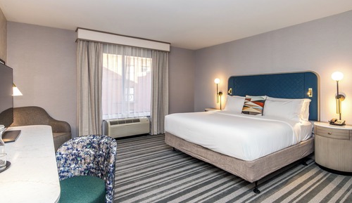 Standard Room, 1 King Bed