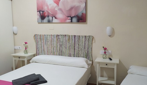 FAMILIAR DOBLE MATRIMONIAL + SUPLETORIA BAÑO PRIVADO