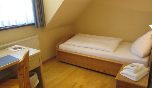 Standard Single Room