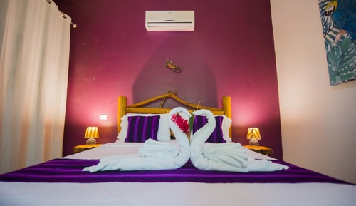 Room, 1 Queen Bed, Kitchenette