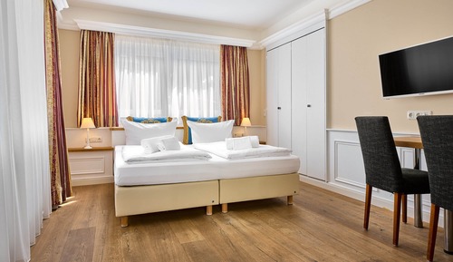 Classic Double Room