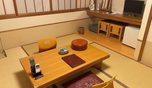 Japanese-style room 6 tatami mats, Non smoking