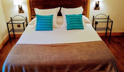 Double or Twin Room, Private Bathroom