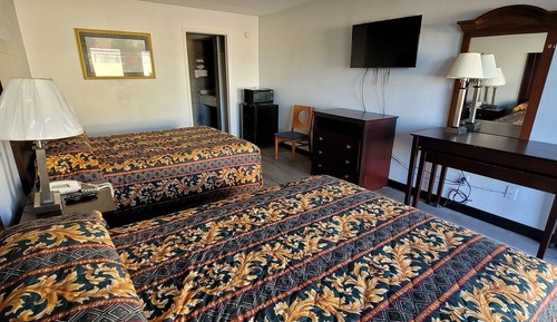 Room, 2 Queen Beds, Smoking