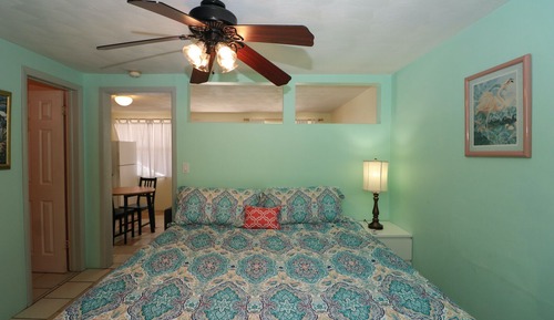 1 King Bed, Non-Smoking, ADA-Accessible, Ground Floor