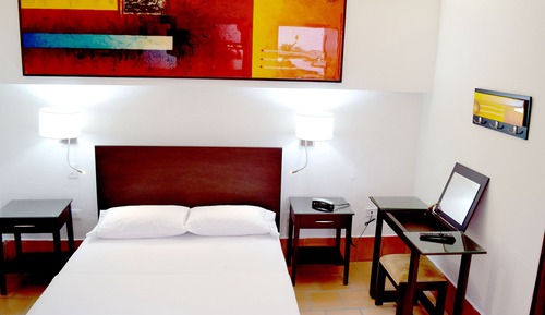 Double Room (Fan)