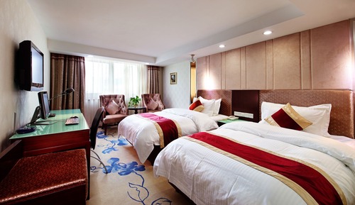Deluxe Twin Suite