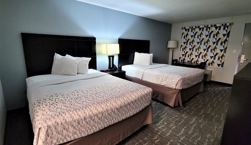 Double Room, Smoking