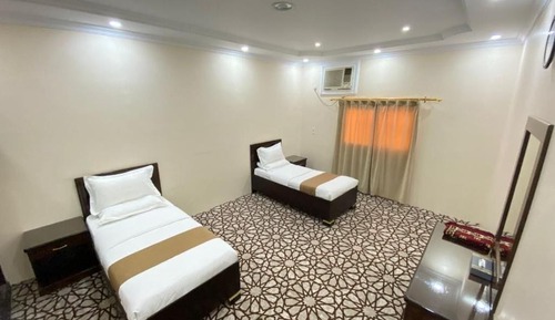 Standard twin room